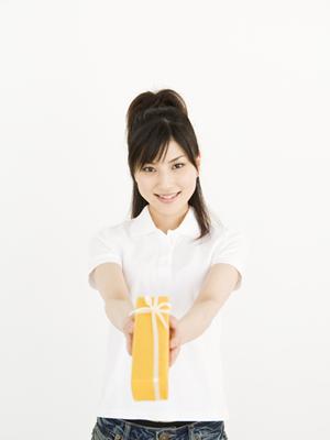 ボールペンプレゼントしたい時に依頼する